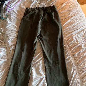 Size 4 lululemon army green pants